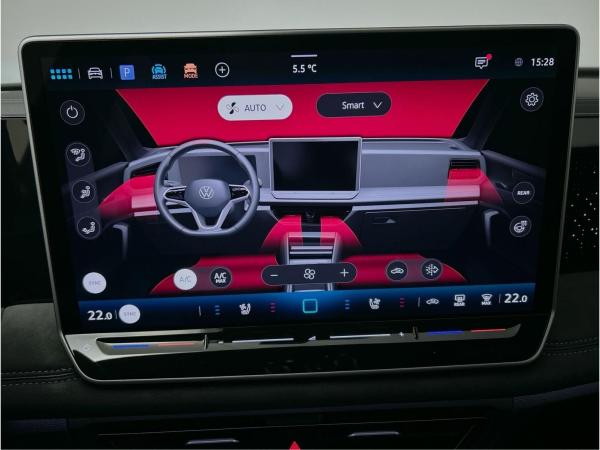 Volkswagen Tiguan R-Line 4MOTION Black Style Leder Pano