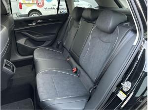 Volkswagen Passat Elegance 2.0 l TDI DSG SOFORT VERFÜGBAR! CarPlay Matrix ACC