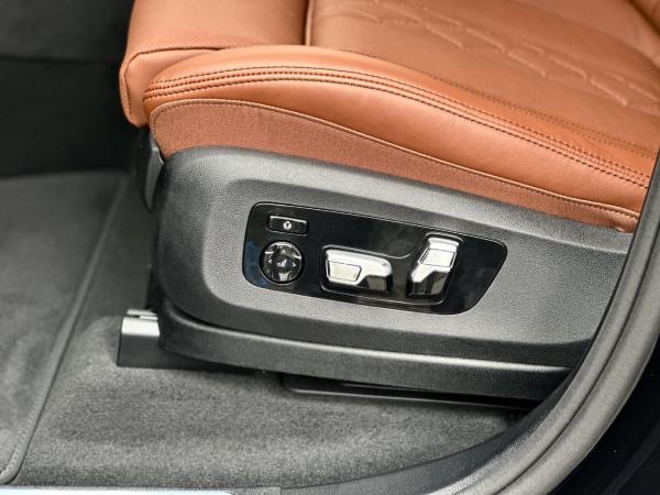 BMW X7 xDrive40d M Sport Pro HK HiFi DAB Standhzg.
