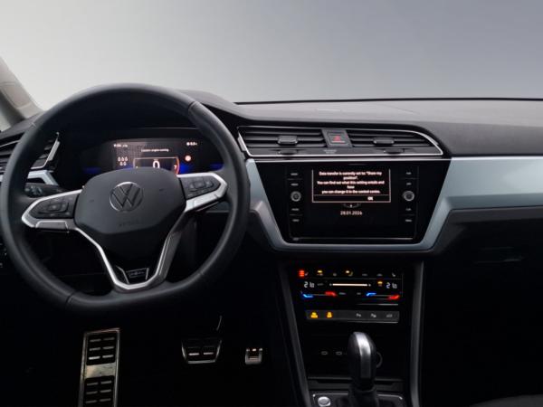 Volkswagen Touran 1.5TSI DSG Goal AHK