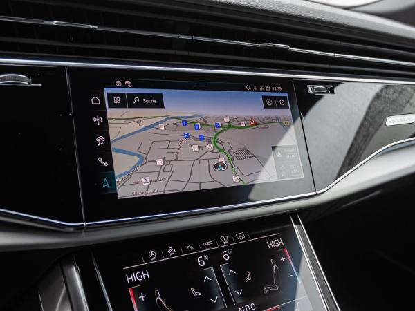 Audi Q8 S-Line TDI quattro Panorama/ 23"/ Allradlenkung/ B&O-Premium/ HUD