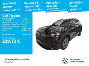Volkswagen Tiguan 2.0 TDI DSG 4Motion Blackstyle Leder Standheizung Harman Kardon