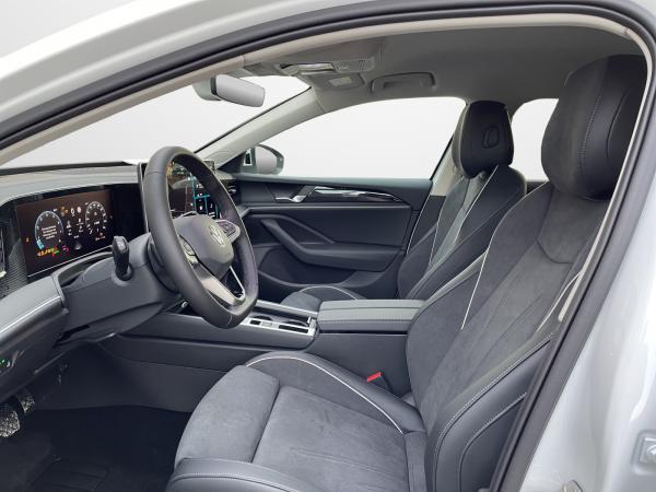 Volkswagen Passat Variant 1.5 eTSI DSG Business