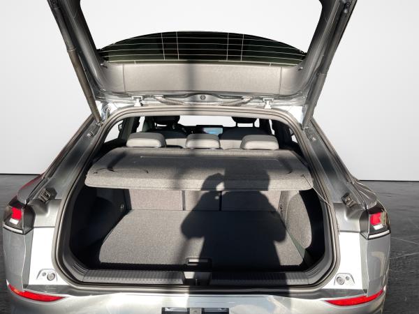 Volkswagen T-Roc 1.5 eTSI DSG R-Line