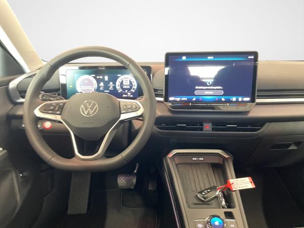 Volkswagen T-Roc 1.5 eTSI DSG Style AHK NAVI WR Sitzheizg. Klima
