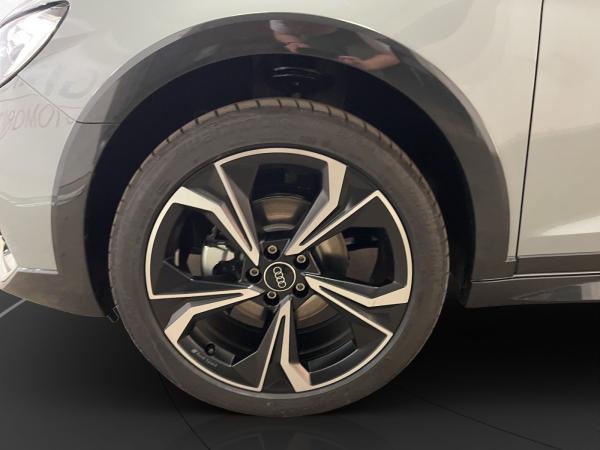 Audi A1 allstreet 30 TFSI S tronic LED LM 18" PDC+RFK