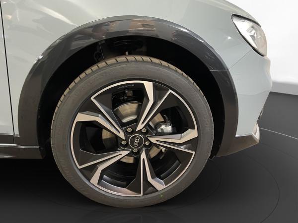 Audi A1 allstreet 30 TFSI S tronic LED LM 18" PDC+RFK
