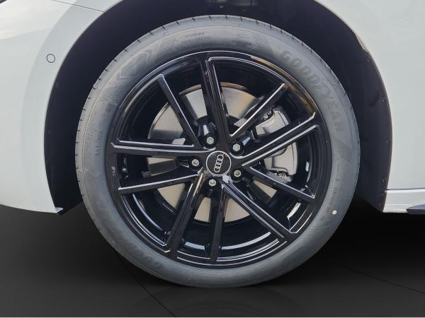 Audi A5 Avant e-hybrid qu. S-Line AHK LM 19" RFK LED