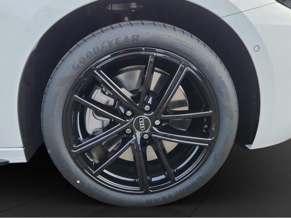 Audi A5 Avant e-hybrid qu. S-Line AHK LM 19" RFK LED