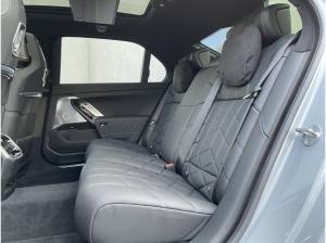 BMW i7 xDrive60 M Sport | TheatreScreen Massage B&W AHK (G70)