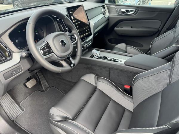 Volvo XC60 T8 AWD Plus Black Edition sofort verfügbar! Markötter Gütersloh
