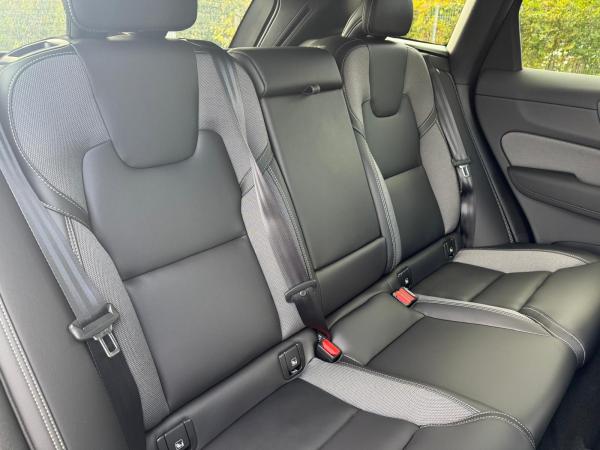 Volvo XC60 T8 AWD Plus Black Edition sofort verfügbar! Markötter Gütersloh