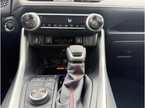 Toyota RAV 4 4x4 Plug-In Teamplayer