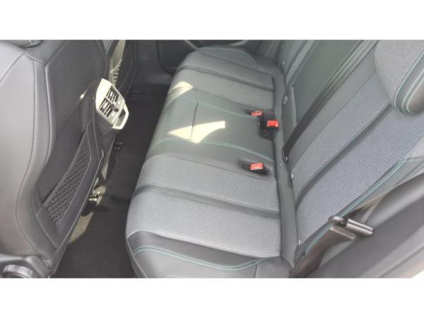 Peugeot 3008 Plug-In Hybrid - 225 PS - Allure Pack + Navi - Gebrauchtwagen