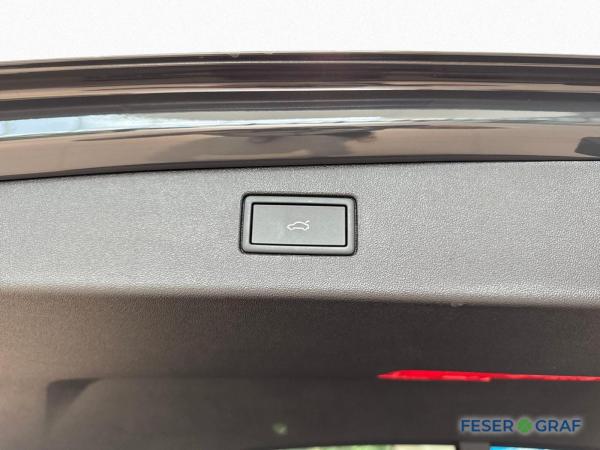 Volkswagen Tiguan R-Line 1,5eTSI DSG Alu-19 Matrix Panorama