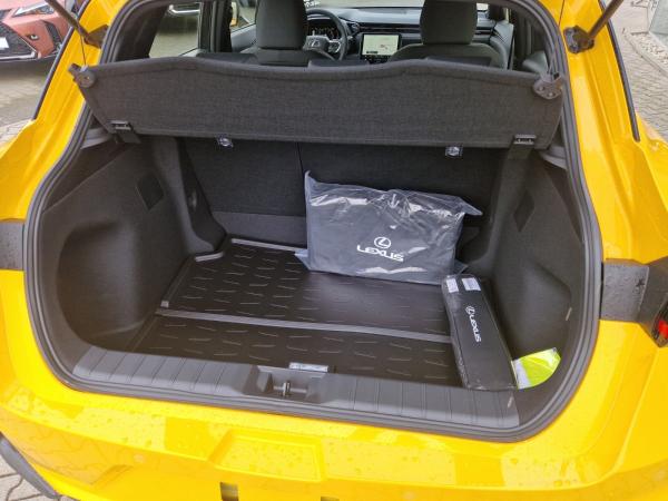 Lexus LBX 1,5 Hybrid mit ❤️💥Komfort-Paket❤️💥