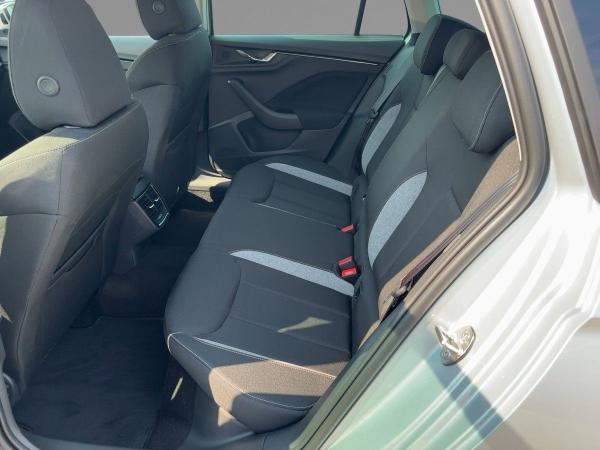 Skoda Kamiq TOUR 115 PS DSG AHZV  / NAVI / KAMERA *SOFORT VERFÜGBAR*