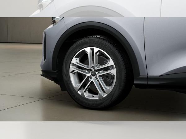 Audi Q5 40 TFSI LED*RFK*AHK*Navi*Virtual*Sound