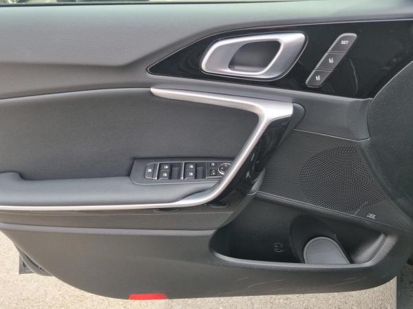 Kia XCeed 1.6T 180 DCT GT-Line | LEDER-PAKET |