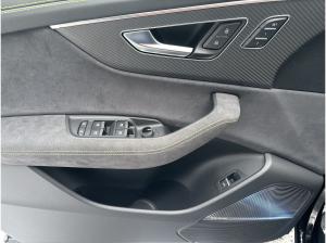 Audi RS Q8 performance, exclusive Leder!