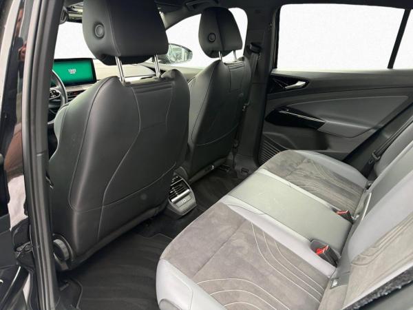 Volkswagen ID.5 Pro 128 77 kWh AHK NAVI ACC SHZ LED SOH 94%