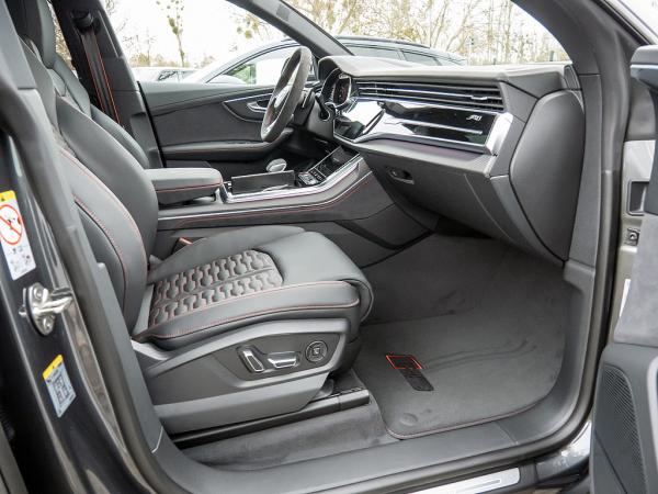 Audi RS Q8 SUV performance