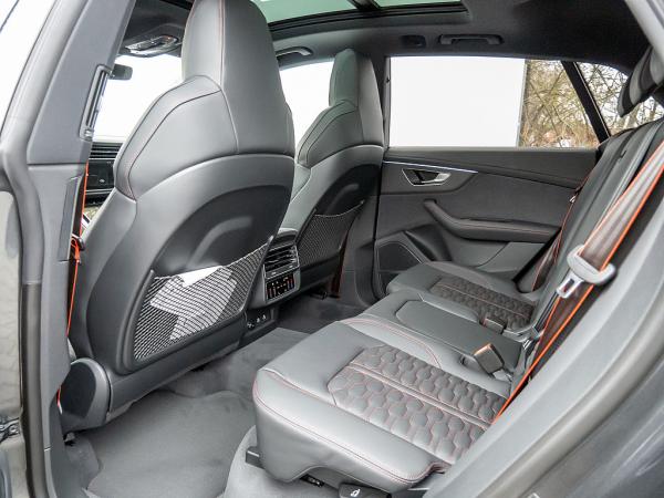 Audi RS Q8 SUV performance