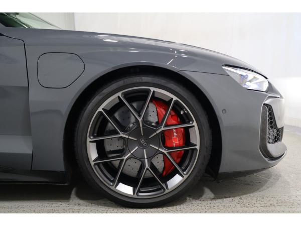 Audi RS e-tron GT performance quattro*UPE209*Keramik*Laser*Carbon*Aktivfahr Audi RS e-tron GT performance quattro*UPE209*Keramik*Laser*Carbon*Aktivfahr