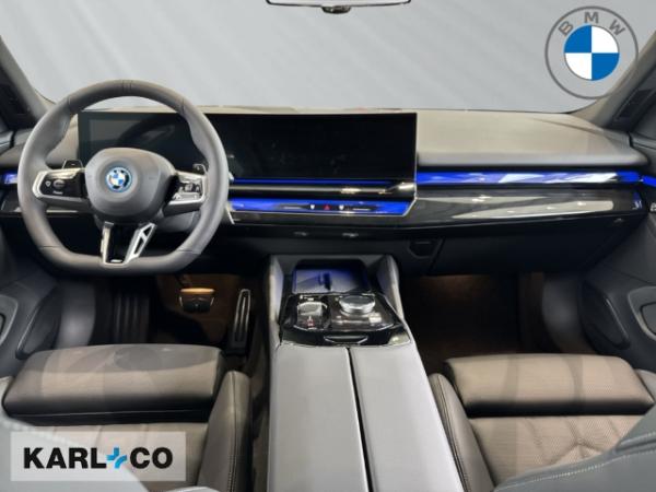 BMW 530 e M SPORT 20" INNOVATIONSPAKET DRIVING ASSIST PLUS HARMAN/KARDON