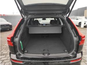 Volvo XC60 B5 Ultra Black Edition AWD HUD Leder Memory Sitze Soundsystem