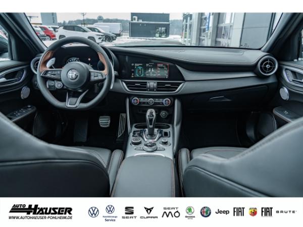 Alfa Romeo Giulia INTENSA 2.0 Turbo AT8 Q4 PANORAMA HARMAN-KARDON BREMBO