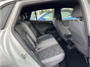 Volkswagen ID.4 Pure Performance 125kW -  LED ACC MFL Navi LM SHZ CarPlay GJR Einparkhilfe