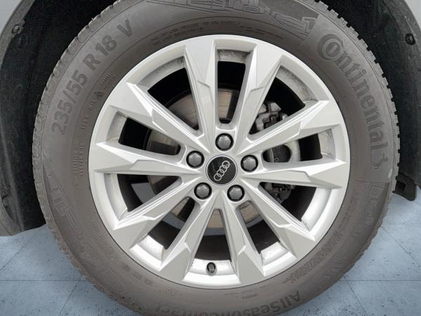 Audi Q3 SUV 35 TDI S tronic LED FLA 2xKlima ACC AUT