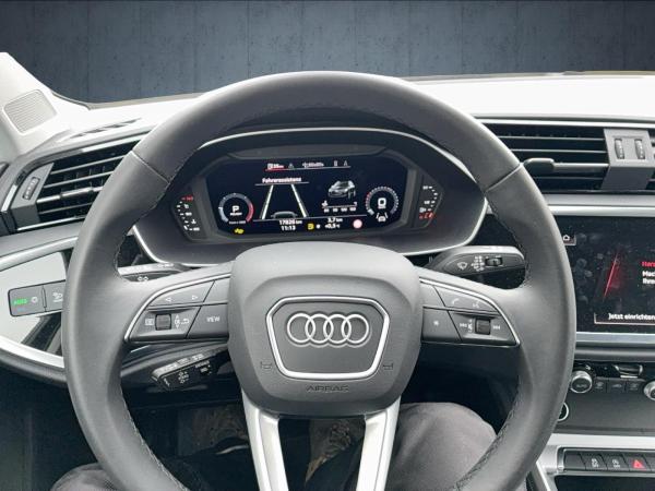 Audi Q3 SUV 35 TDI S tronic LED FLA 2xKlima ACC AUT