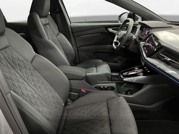 Audi Q4 e-tron Q4 Sportback e-tron 45 qu. S line Pano LED LM 20" Navi PDC