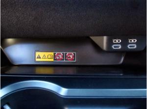 Lexus UX-300h UX 300h F Sport Design