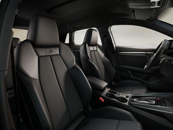 Audi S3 TFSI S tronic Limousine  quattro