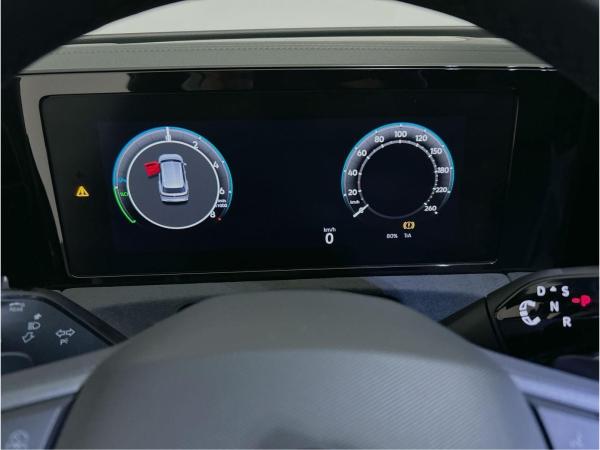 Volkswagen Tiguan R-Line 1.5 l eHybrid CarPlay Pano Black