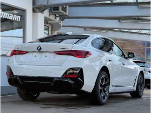 BMW i4 xDrive40 M-Sportpaket ACC/DrivAssi/LKH/AdaLED