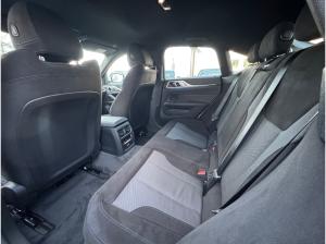 BMW i4 xDrive40 M-Sportpaket ACC/DrivAssi/LKH/AdaLED