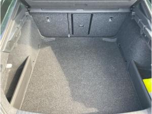 Skoda Octavia Sportline 1,5 TSI DSG mHEV  + Individuallackierung Khaki-Grün Metallic + sofort verfügbar