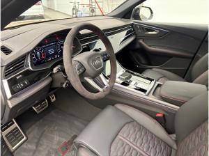 Audi RS Q8 performance