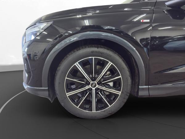 Audi Q4 e-tron 45 S line AHK LED LM 20" Navi PDC+RFK ACC