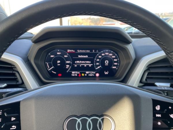 Audi Q4 e-tron e-tron 45 Matrix Kamera AHK Navi
