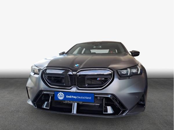 BMW M5 xDrive , 4-türig