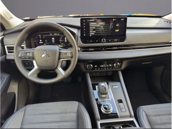 Mitsubishi Outlander 2.4 PHEV Intro Edt. *NAVI/360°/APP*