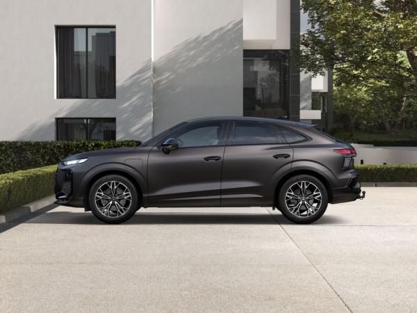 Audi Q3 Sportback S-Line e-hybrid MATT TECH-Pro Matrix 19" AHK 0,5%