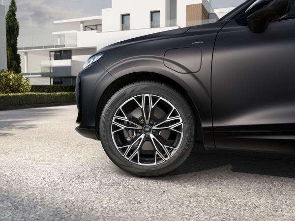 Audi Q3 Sportback S-Line e-hybrid MATT TECH-Pro Matrix 19" AHK 0,5%