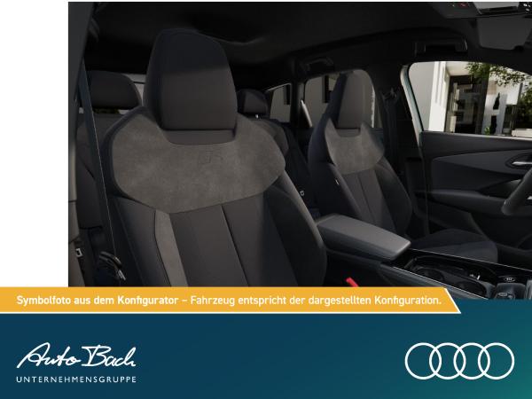 Audi Q3 SUV S-line e-hybrid Stronic 0,5% AHK TECH-PLUS 20" Tripod