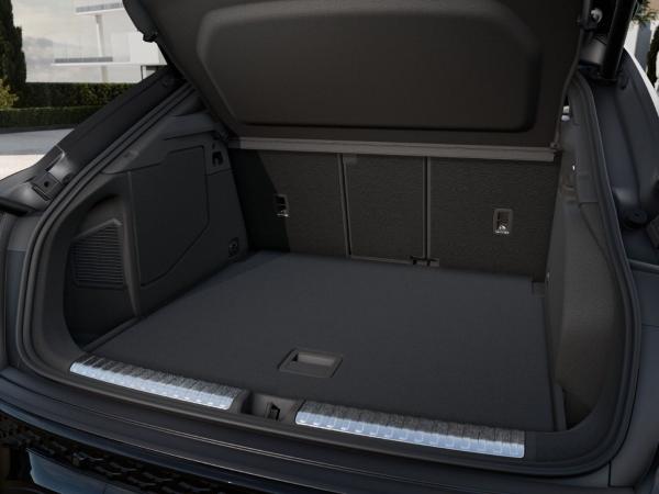 Audi Q3 Sportback S-Line e-hybrid MATT TECH-Pro Matrix 19" AHK 0,5%